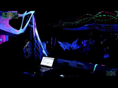 Hydra-E Live @ Cosmic Age III (Try'b'ohm) Full HD