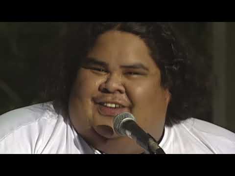 Israel "IZ" Kamakawiwoʻole - "Hele on to Kauai" Live