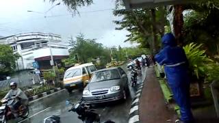 preview picture of video 'Banjir Balikpapan 240512.3gp'