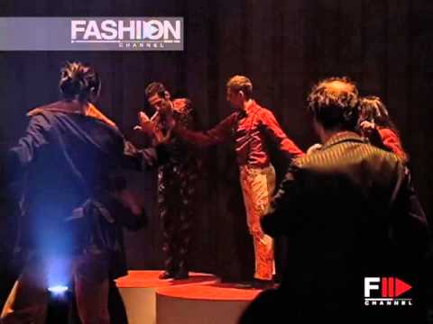 "Romeo Gigli" Autumn Winter 2004 2005 Paris 2 of 4 Menswear by FashionChannel