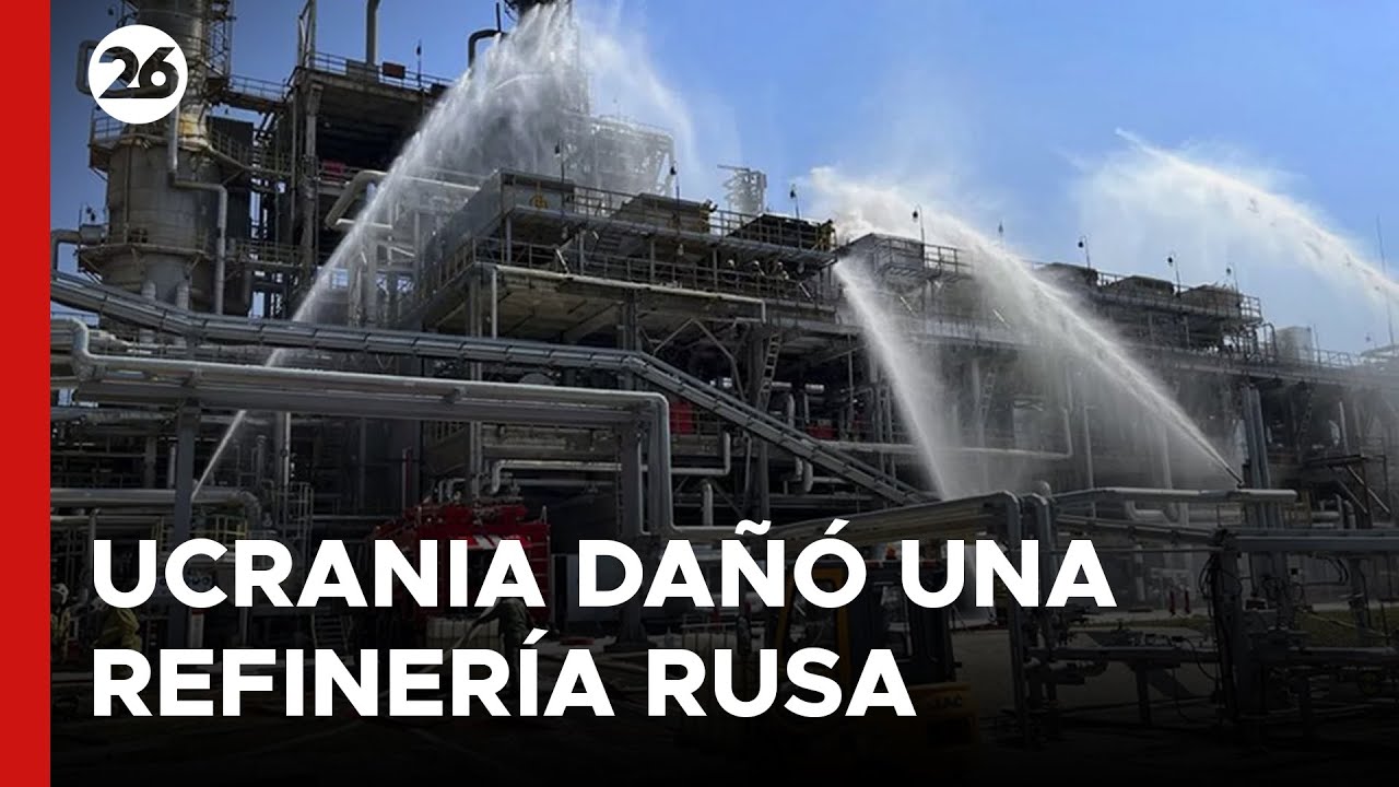 UCRANIA dañó la refinería que provee de COMBUSTIBLES a MOSCÚ en su MAYOR ATAQUE con DRONES