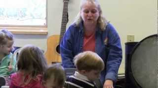 Lynne Hockenbury sings Over the River and Through the Wood