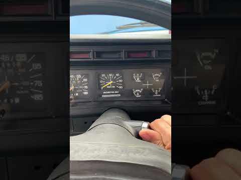 Ford HD 351w cammed Start up and Walk around part one