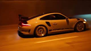 Porsche 991.2 GT3RS accelerations and SOUND in tunnel. HEADPHONE USERS BEWARE!!!