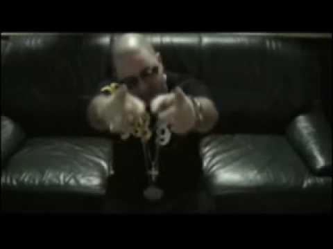 15- Ruffneck & Maverick - Kissing / Buzzy Bwoy - Sale Bitch