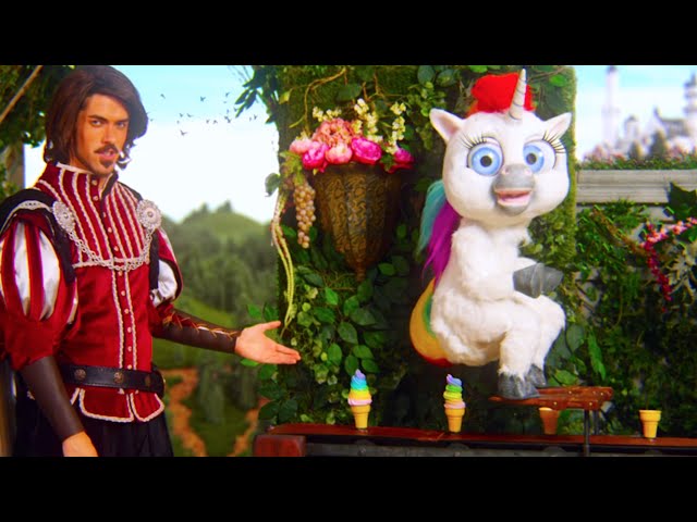 Video Teaser für This Unicorn Changed the Way I Poop - #SquattyPotty