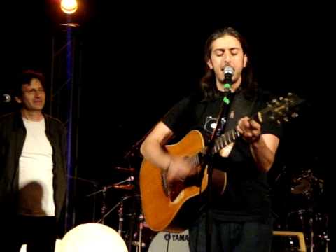 Σκουλαρίκι (Γιάννης Χαρούλης) - 13/06/2009 - Δοχός-Καρύτσα Λάρισας Σκουλαρίκι (Γιάννης Χαρούλης) - 13/06/2009 - Δοχός-Καρύτσα Λάρισας