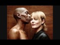 Faithless - God is a DJ (Deadmau5 Remix) 