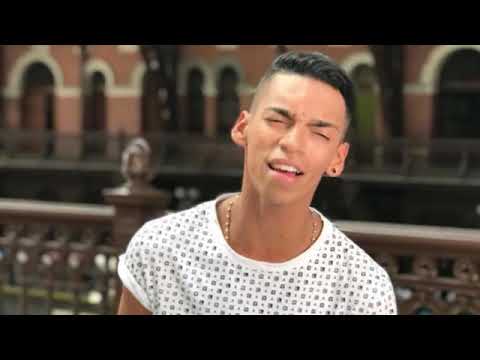 Devinho Novaes - Como a Culpa é Minha (Oi Nego) Clipe Oficial