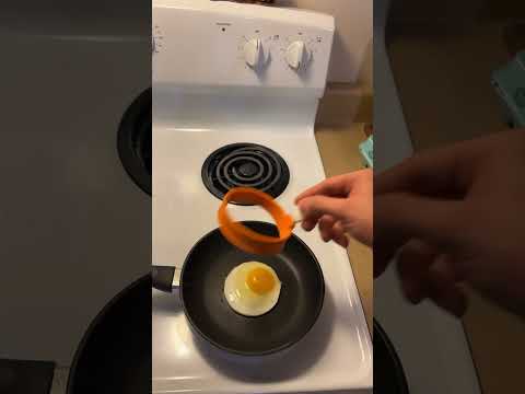 How to Make Perfect Over Easy Egg EVERYTIME!