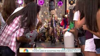 Kesha Live @ (Today Show 08.13.10) - Your Love Is My Drug