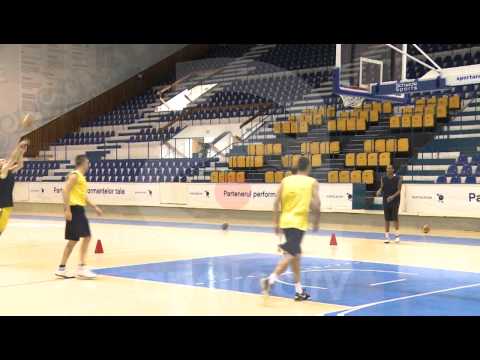 Timba a trecut de BC Timişoara 2 la primul turneul de sală