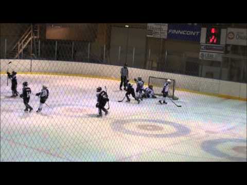 3.11.2012 E-juniorit: Kiekko-Karhut vs. JyP Musta