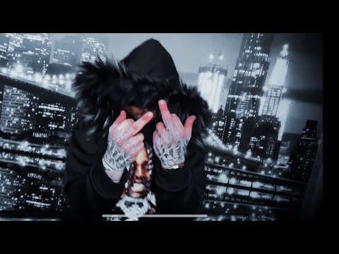 YNOTT - FULLY LOADED CLIPP (STUDIO SHOT)