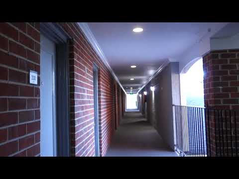 Borderline Deathtrap Chiselbrook Elevator at Williamsburg Quality Inn