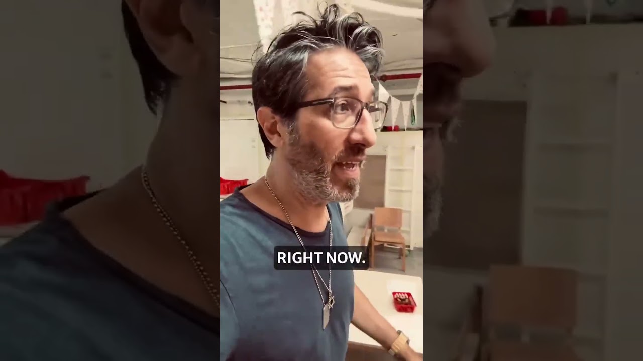 4:11 pm TLV Life On The Ground