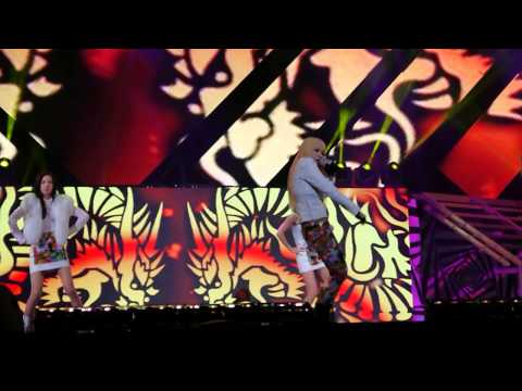 [fancam] 2NE1- I Love You @ SBS KPOP SUPERCONCERT 121110