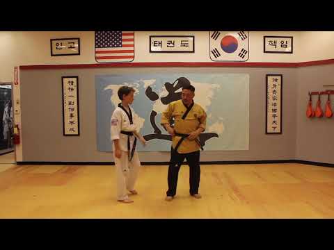 Elite Taekwondo Hadley - Belt grab