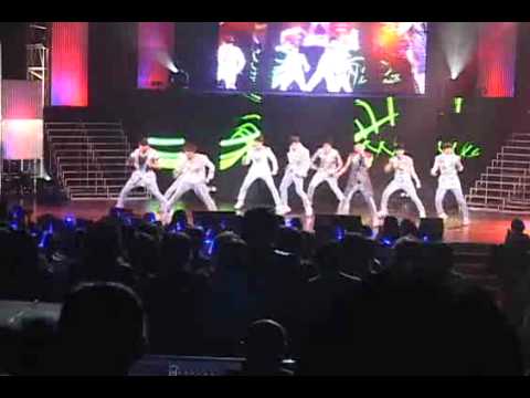 [PERF] ZE:A in Japan - opening, Mazeltov