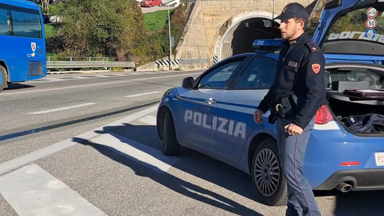 Sicurezza, altolà della polizia nelle “aree a rischio”