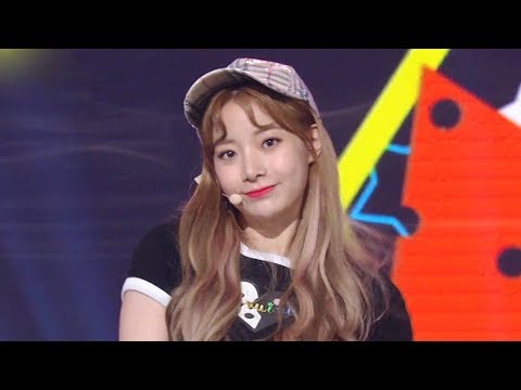 UNI.T - I Meanㅣ유니티 - 난말야 [Music Bank Ep 947]