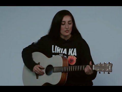 Arbnore Zogjani - Në Diten e Flamurit (Official Cover)