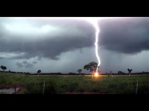 আশঙ্কাজনক হারে বাড়ছে বজ্রপাতে মৃত্যুর সংখ্যা