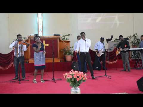 Mercy and Davy Ogara duet