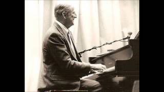 Eddie Higgins Plays Carinhoso