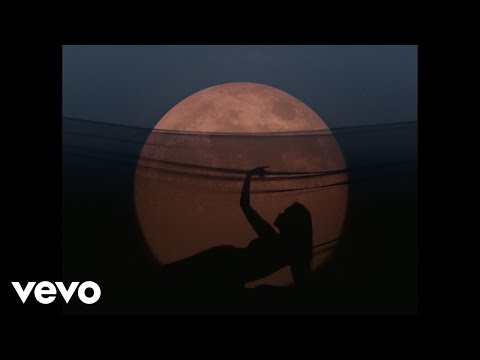 KAROL G - Ivonny Bonita (Official Video)