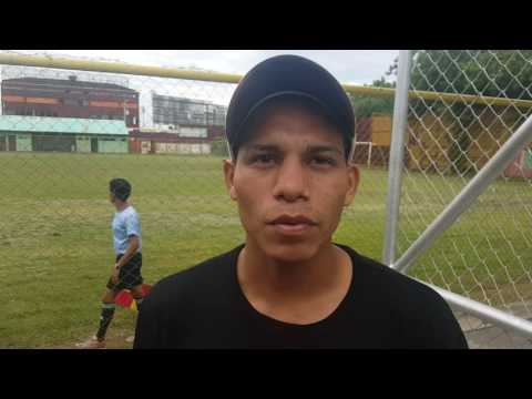 Alexander Espinoza habla de su pelea del 2 de Julio con Carlos Rueda, en gallo