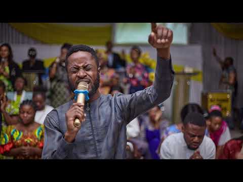 Worship Moment , David kadesi Live