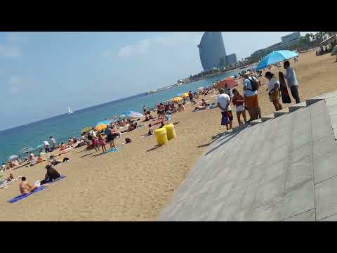 ADRIKAPE- ANA SOFIA EN LAS PLAYAS DE PORTO VELL EN BARCELONA