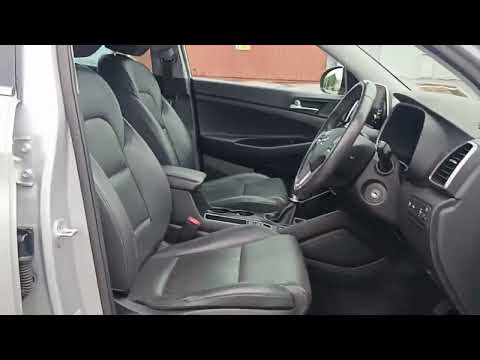 Hyundai Tucson 2WD Executive Plus - Image 2