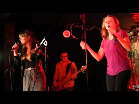 Sabine Stieger und Birgit Denk - Servus, Tschüss und Baba - Fischamend, Stand Up Club am 13.12.2014