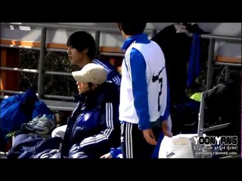 [Fancam] 120210 BEAST Doojun with FC MEN - Play a football