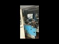 Riproduci video