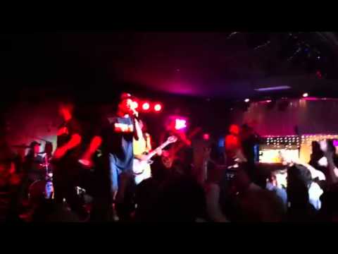 Zion I feat. Rebelution - Many Stylez (live)