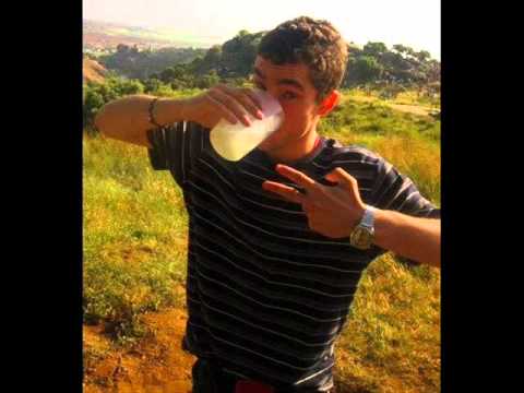 Makel G - Latidos (Con Omegastyle,Krono,Skam,Cran,Xkimal,Sam y Doble A)