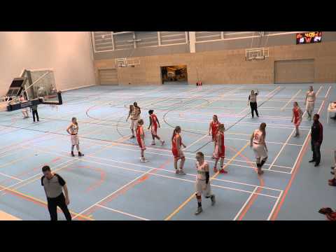 BV Hoofddorp VU16-1 tegen Landslake Lions VU16-1 (kwart 2)