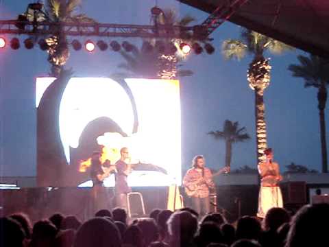 CocoRosie - Animals (@ Coachella '07)