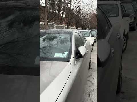 Vandalismo en Washington Heights NYC #echolatinoviajes #RobosEnAuto