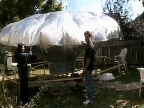 "Balloon Boy": Uncut video of the liftoff - Real or staged?