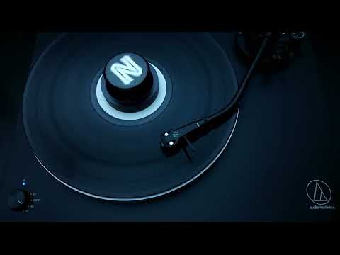 Maximum Hustler Vs Mikey B - Let The Music Play