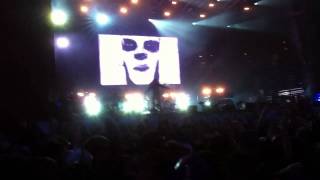 Chase &amp; Status - No Problem Glastonbury 2011