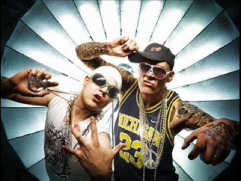 NRJ Aamupojat - Aisa