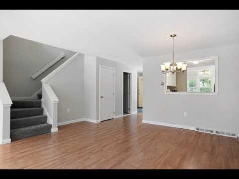 11 Hawthorne Village #B Franklin, MA 02038 - Condo - Real Estate - For Sale