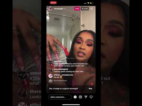 Stunna girl shows pape on live                                          #vmm #fyp #viral
