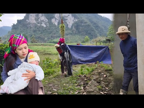 The landlady was furious and fenced off the road leading to the girl's house