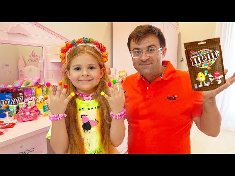 Diana and Dad Pretend Play Candy salon